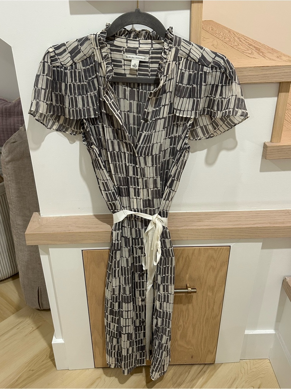 100% Silk Dress from Banana Republic-Size 10